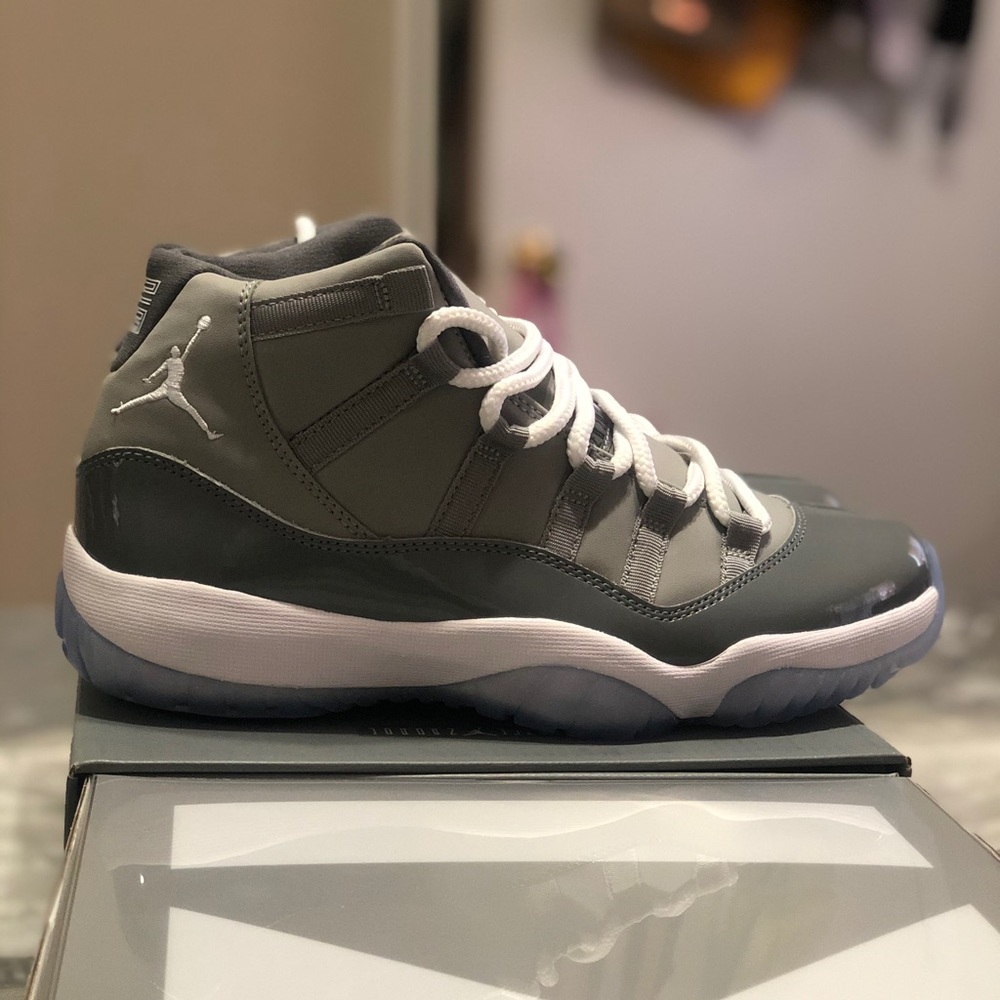 Nike Air Jordan Retro 11  Cool Grey Sz 7